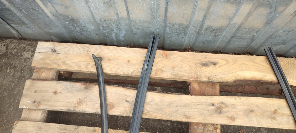 фото №10, Прокладка дверь правый перед bmw f30 177447-11