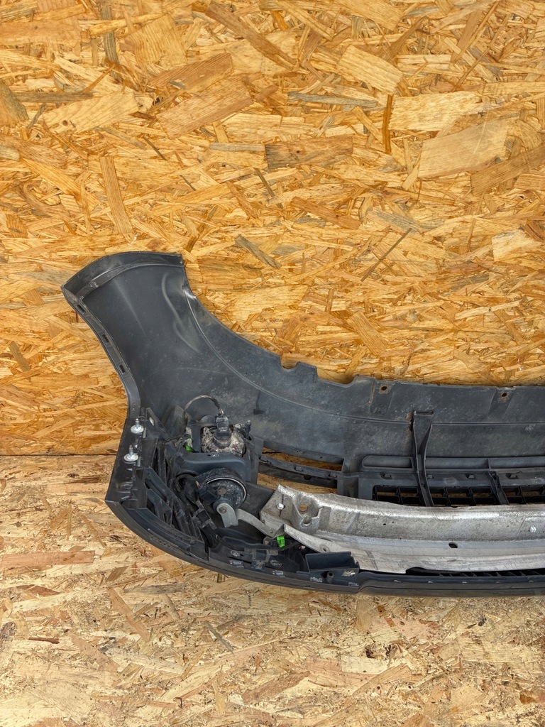 фото №7, Audi a4 b6 бампер перед передний противотуманная фара