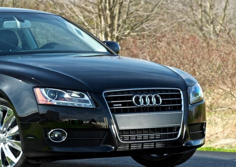 фото №6, Сіра ободок dla номерного знака реєстраційний vag audi a4 a5 оригінальний