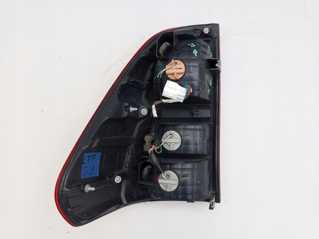 фото №11, Toyota hilux viii 8 15- лампа задняя правая правый задняя 81551-0k280 ÷