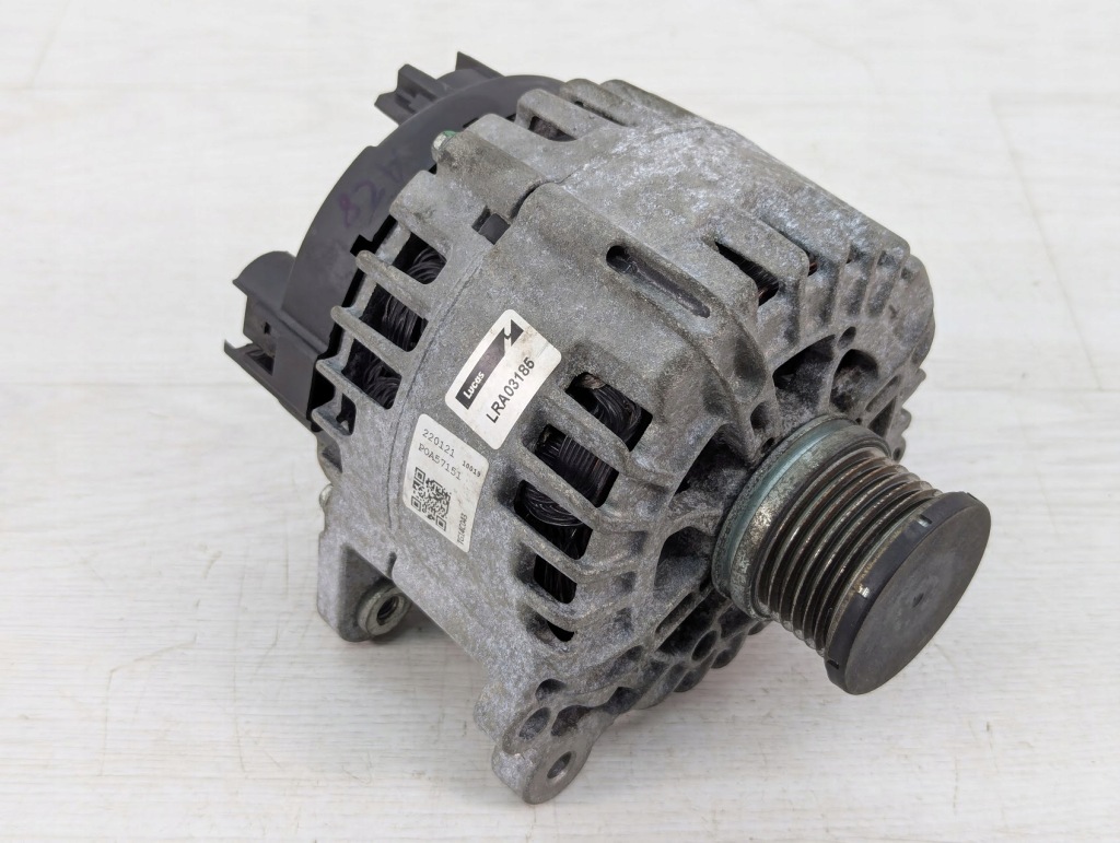 Купить Генератор vw passat b8 tg14c043 lra03185