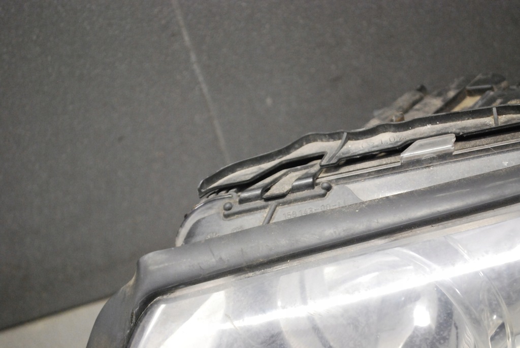 фото №11, Лампа левый перед ксенон подсветка audi a8 d3 uk