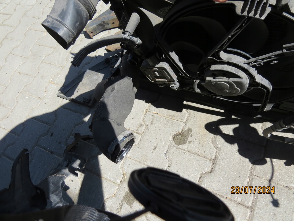 фото №11, Volvo xc60 i 12r 2,4 d радиатор комплект