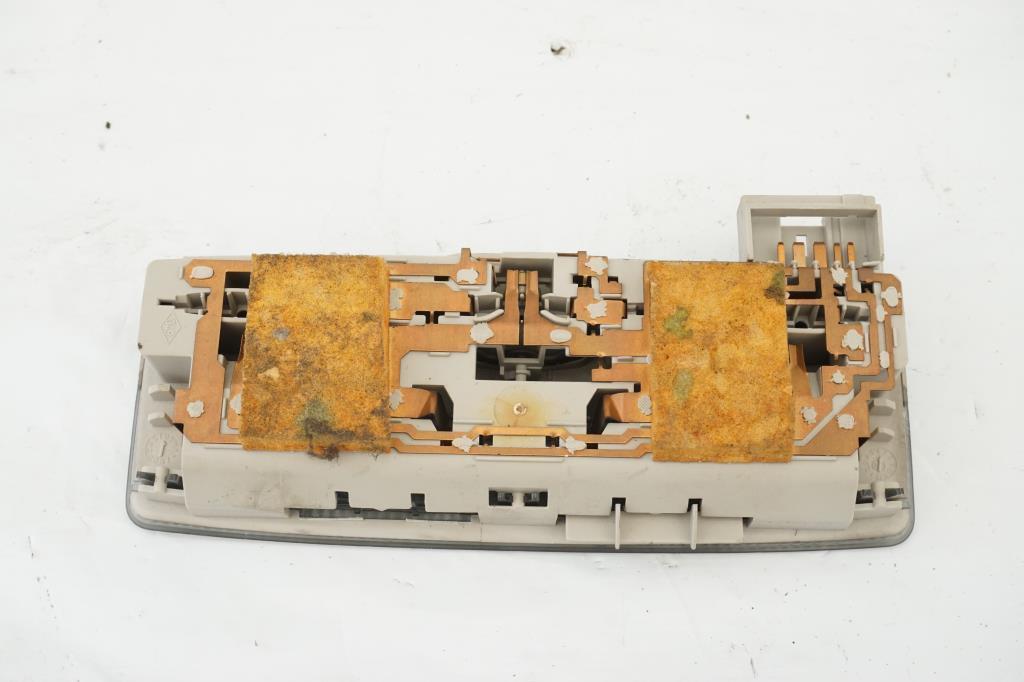 фото №4, Лампа освітлення задня кабіни renault laguna ii