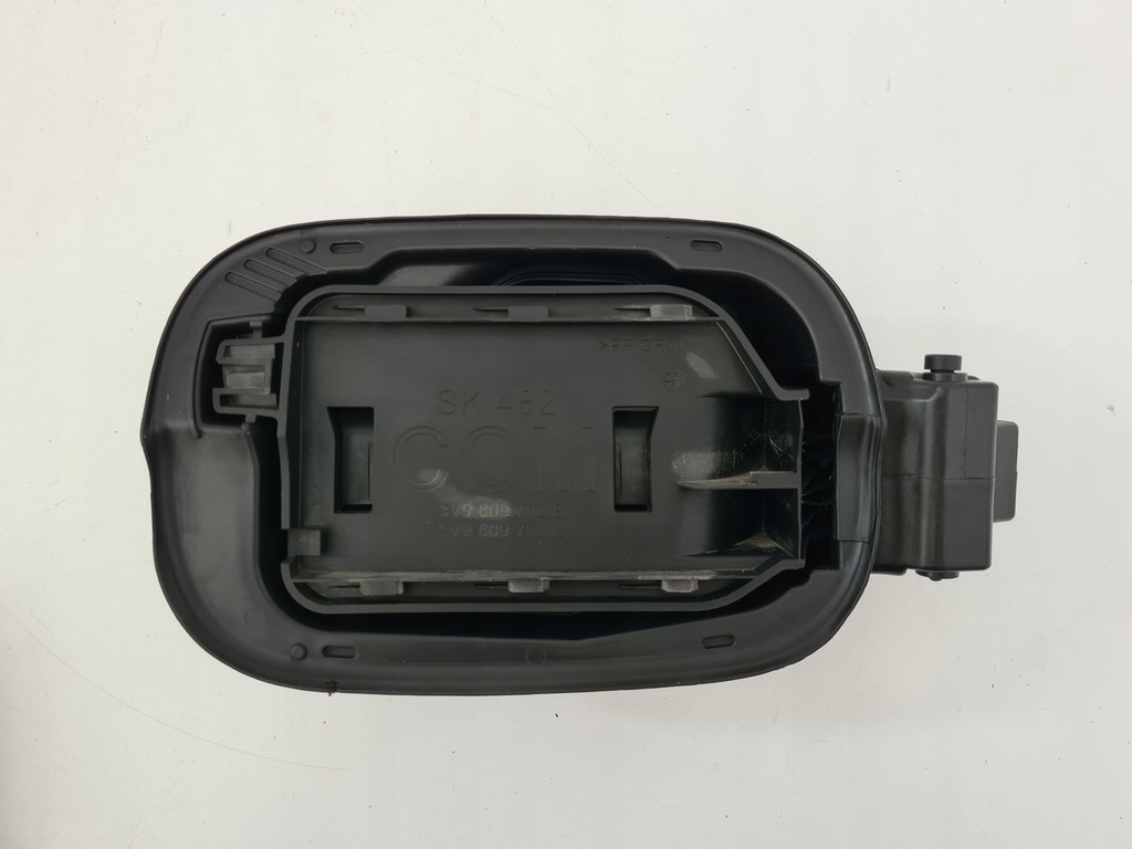 фото №1, Кришка заливної пального skoda superb iii 3v9809702b