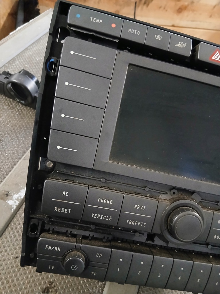 Радио заводской vw phaeton 3d0035007l радиопроигрыватель Цена