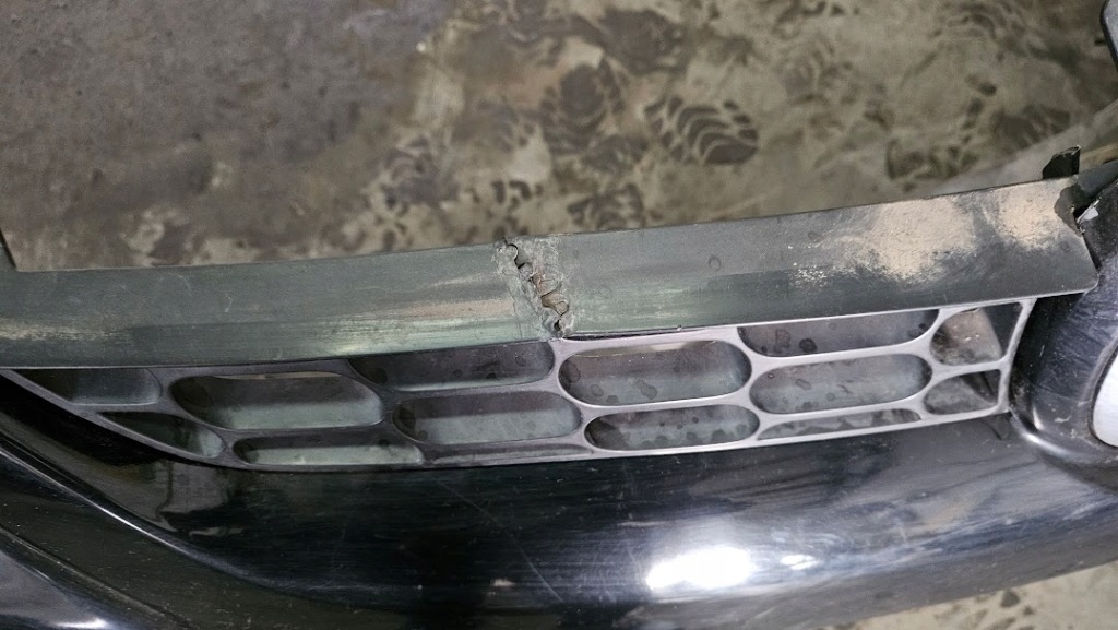 фото №9, Бампер перед передний чёрный mazda cx7 2007