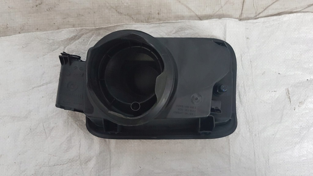 фото №2, Bmw 5 f10 f11 кришка заливної пального 7204365