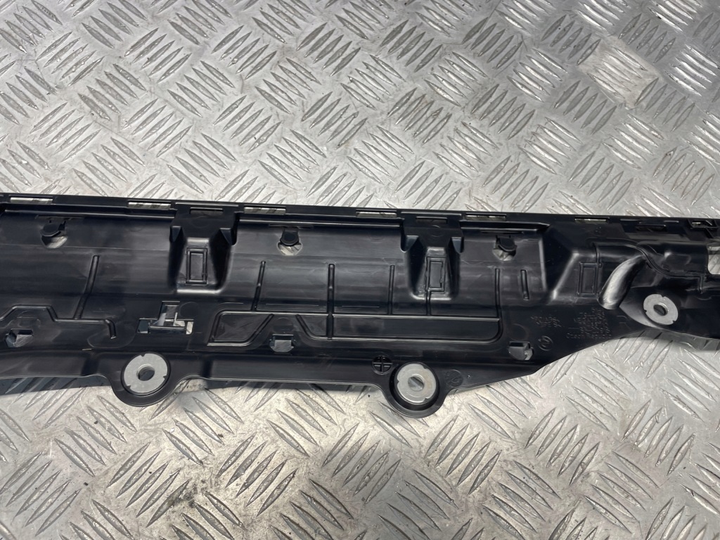 Bmw g22 g82 кронштейн  кронштейн дверь правых 7944186 Киев