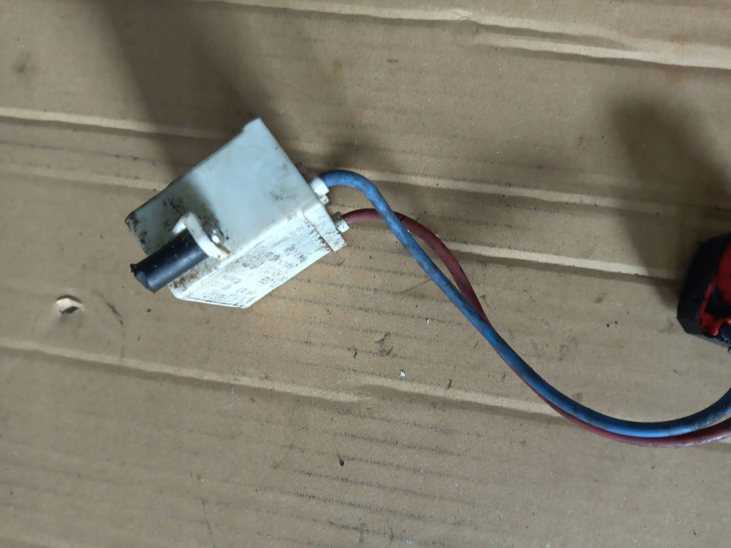 Audi a8 s8 d2 4d 2000 модуль вирівнювання світла ксенон 1307329 Недорого