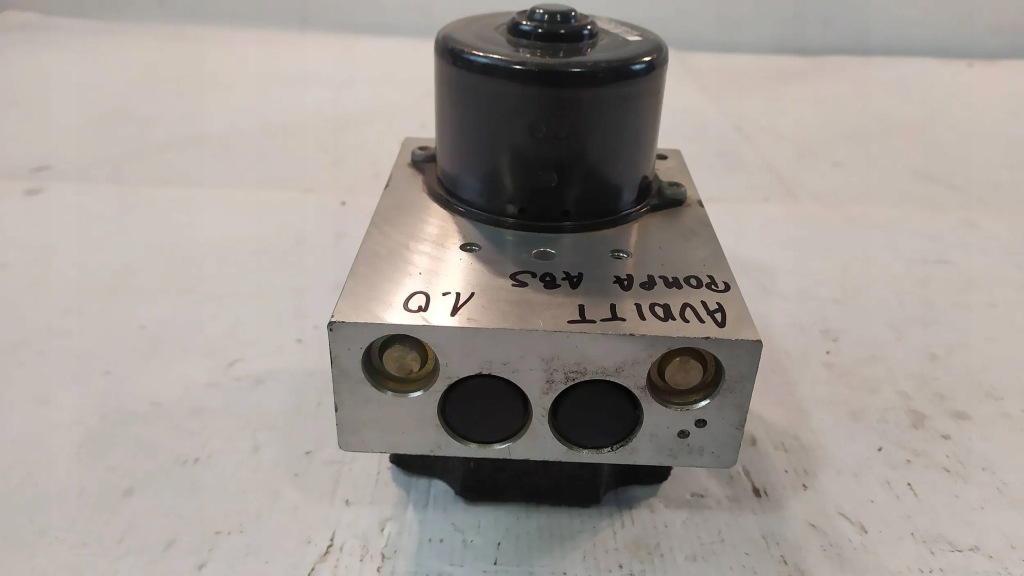 фото №1, Насос abs audi tt tts 8n0614517b