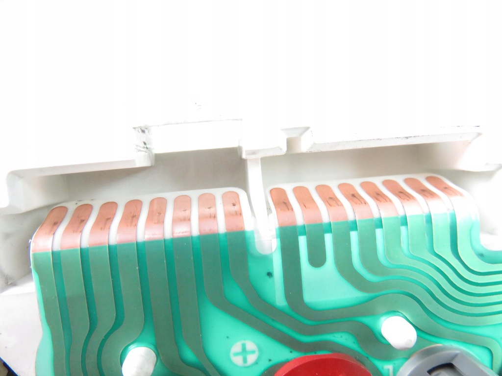 фото №6, Дисплей toyota previa 83950-28122