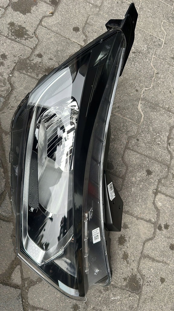 фото №1, Hyundai i20 2021- лампа правая передняя перед