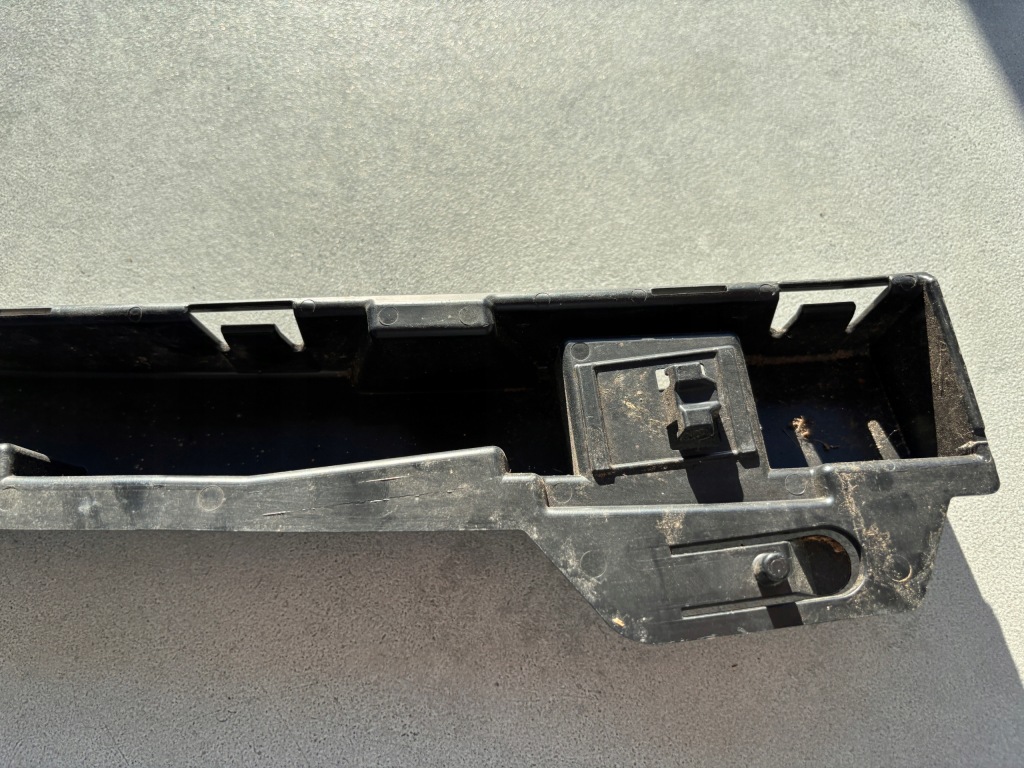 фото №6, Направляющая кронштейн порог левый 7264359 bmw 1 f20