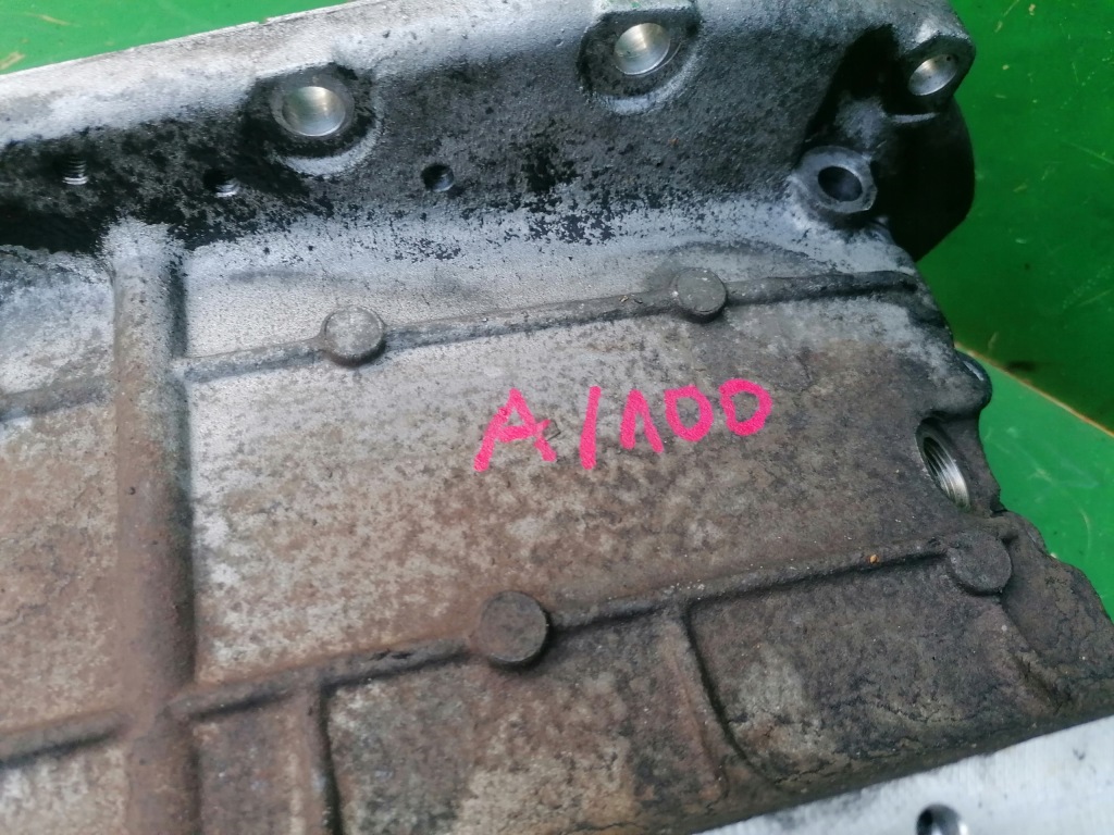 Піддон масляна audi a6 c6 2.7 tdi bpp 180 km Зі Шроту
