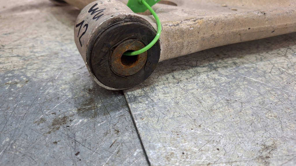 фото №7, Важіль лівий перед 3c0407153b vw passat b6 audi a3 s3 8p 2.0 tdi