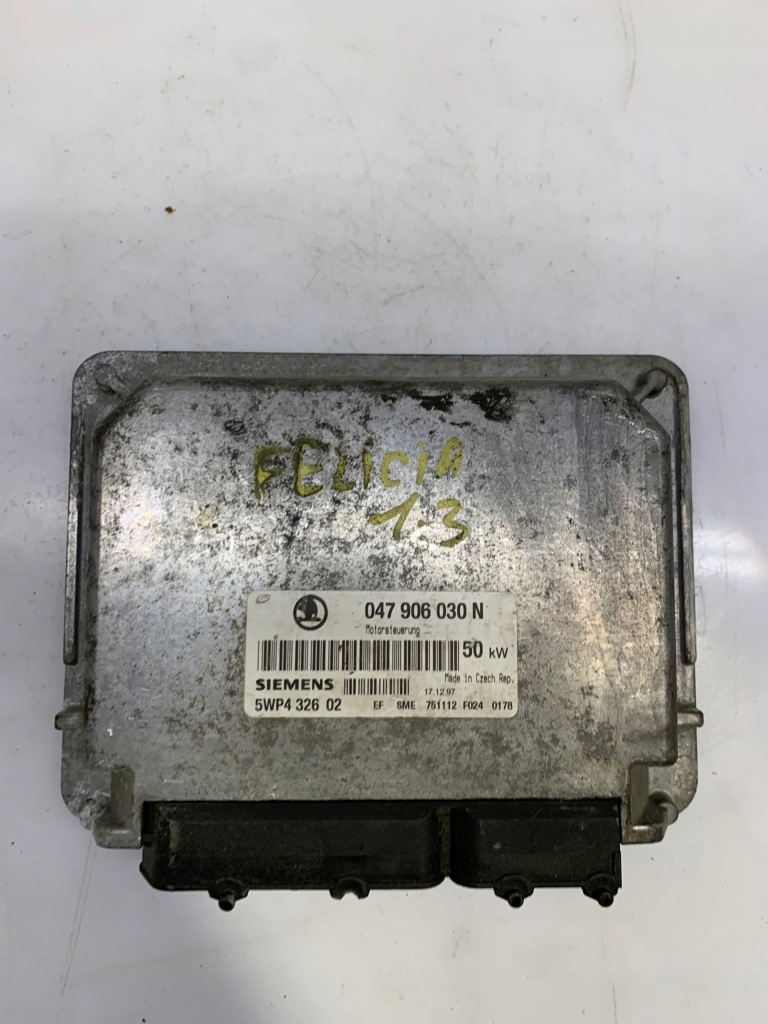 фото №1, Бортовой компьютер двигателя skoda 047906030n