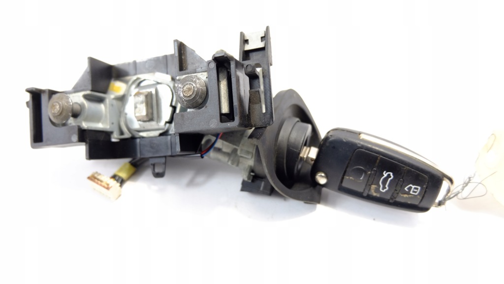 Купити Audi a1 замок запалювання ключ