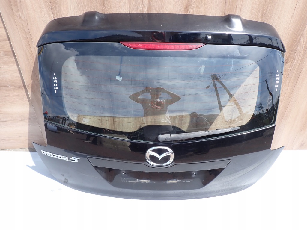 фото №2, Mazda 5 mazda5 05-10 крышка багажника задняя стекло a3f