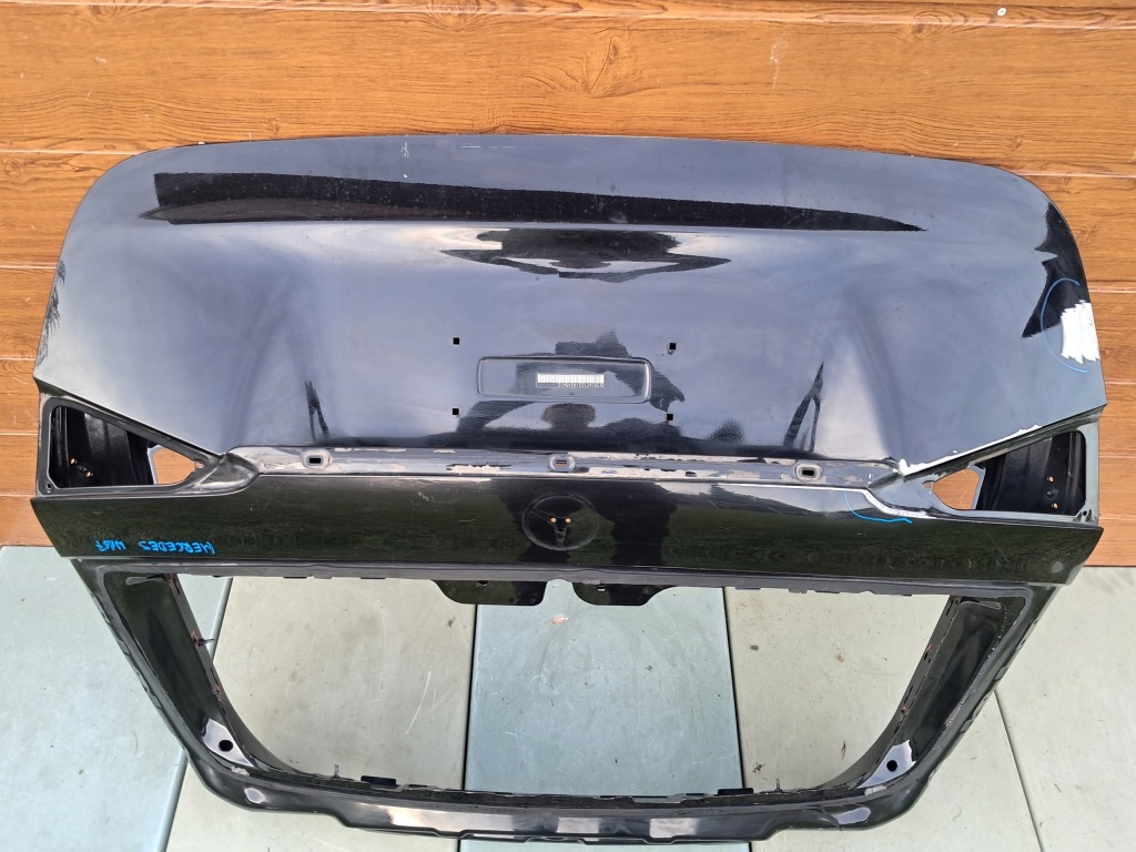 Крышка багажника задняя багажника 19- mercedes gle a1677403800 с Разборки