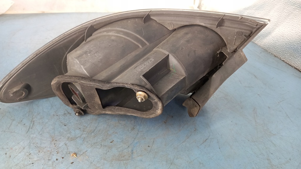 фото №2, Лампа задняя левая mazda 6 02r