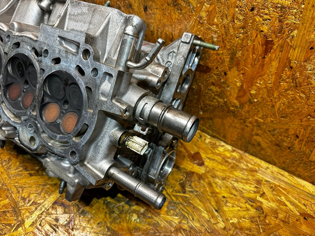 фото №8, Головка валы комплектная toyota corolla 1.8 2zr valvetronic