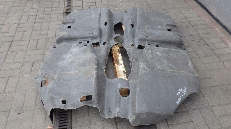 Коврик обшивка пол перед peugeot 308 1 t7 обшивка пол 308 1 Недорого