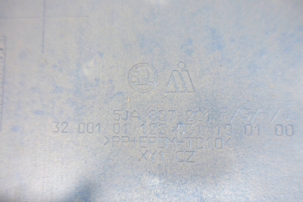 фото №10, Skoda rapid 5ja 2012- бампер перед передний 5ja807221f