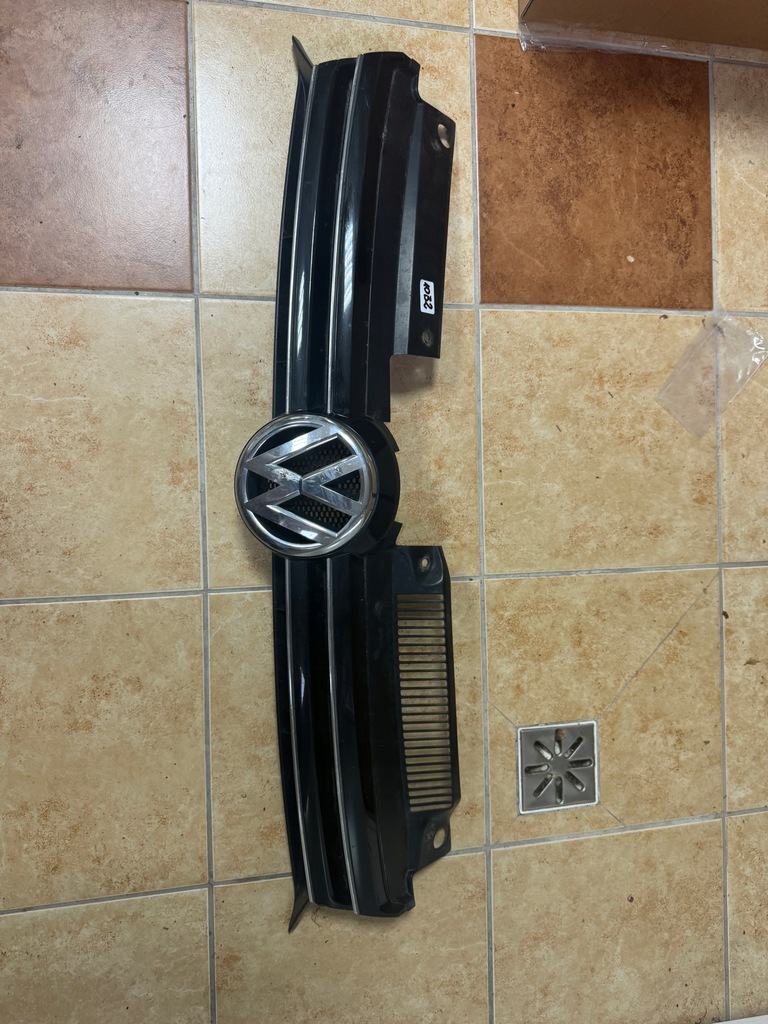 фото №1, Vw golf vi решётка радиатора решётка радиатора оригинал