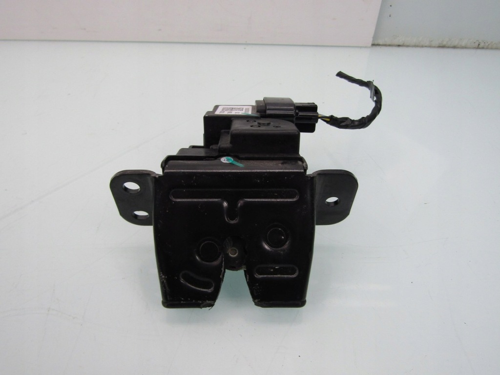 фото №1, Hyundai bayon 24r замок кришки задня задній задньої багажника 81800q0500