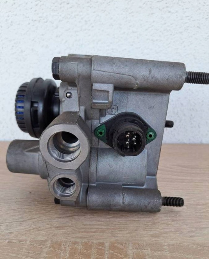 фото №3, Клапан релейный 4802020040