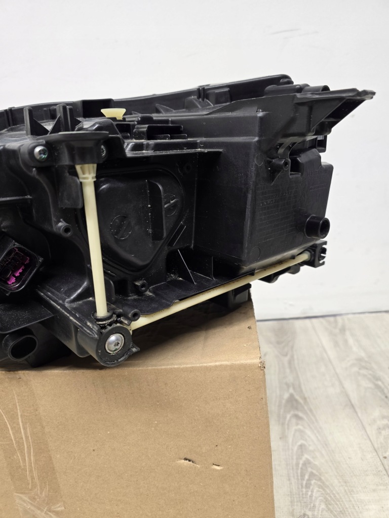 фото №13, Лампа audi q4 e-tron full led 89a matrix правая правый перед europa