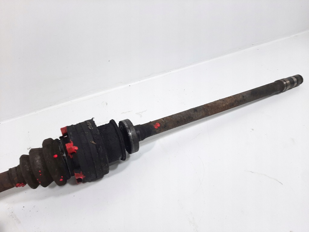 фото №13, Mercedes vito w638 108d 2.3d 98r приводной вал правая длинная