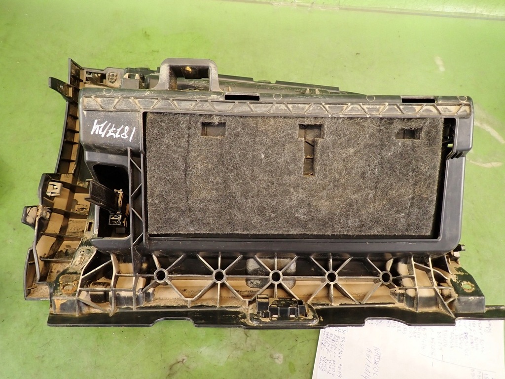 фото №8, Бардачок пассажира skoda octavia iv rs 21r 5e4857097