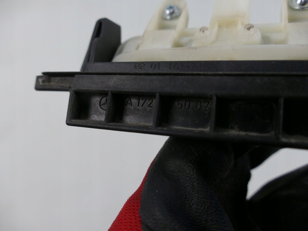 фото №4, Mercedes r172 slk w172 ручка кришки багажника задня