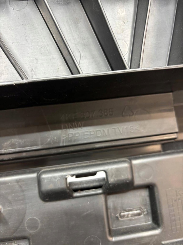 фото №8, Audi e-tron 4ke бампер задня задній 4ke807511