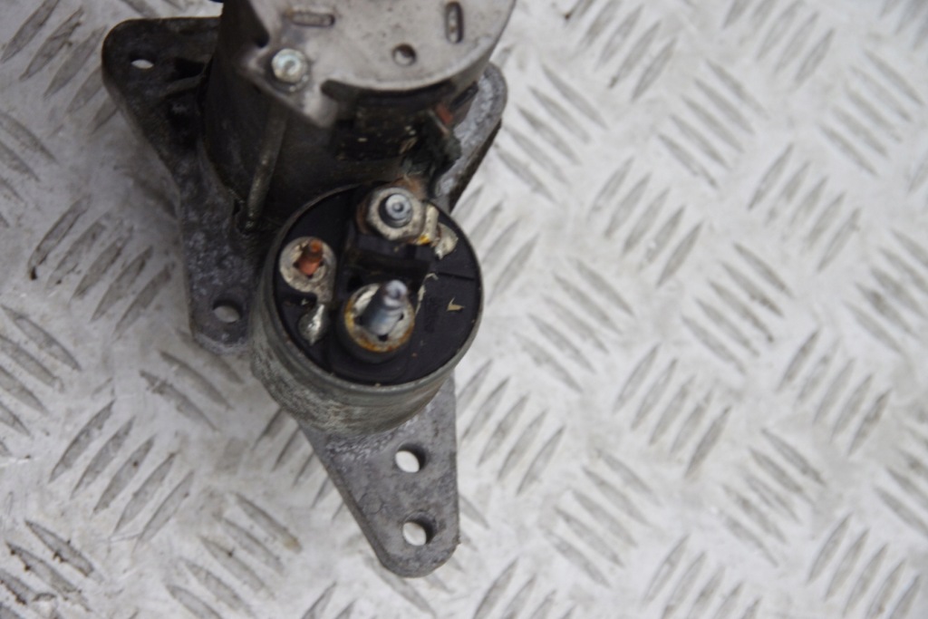 Стартер megane iv 1.6 sce 233008362r ts12-82 Недорого