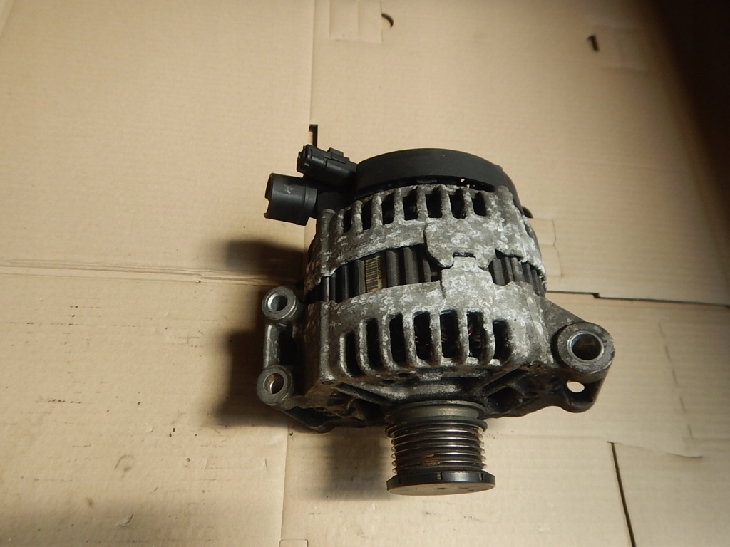 Купити Генератор peugeot citroen mini r56 1.6 thp v757565080