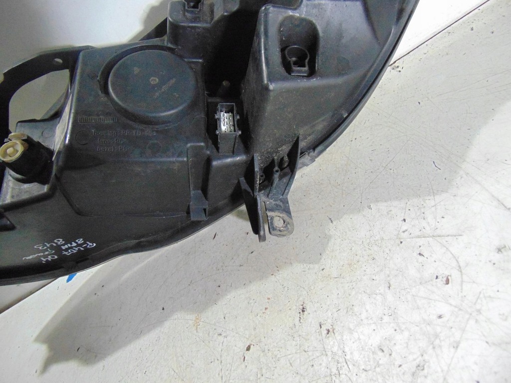 фото №8, Лампа права перед 8 pin peugeot 407 9656668780