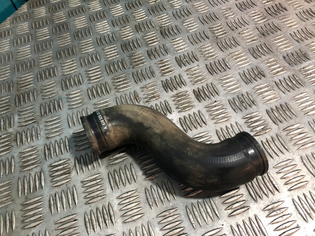 фото №1, Mercedes w638 vito 2,2 cdi wąż шланг интеркулер