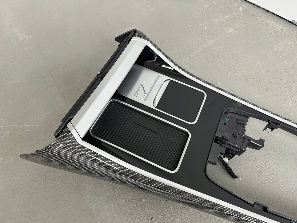 фото №14, Bmw g70 seria 7 декоры карбон dekor nowe kompet 7883381 карбон bmw