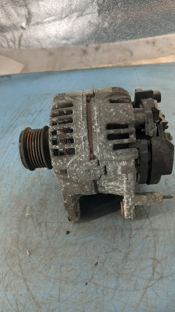 фото №2, Генератор seat cordoba 1.4tdi 07r