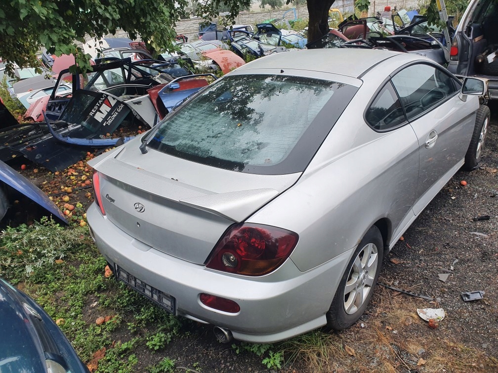 фото №11, Петля дверь правый dół нижний hyundai coupe 2.0