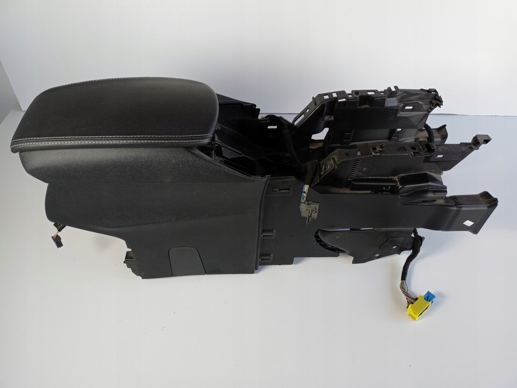 фото №7, Citroen ds5 туннель средний подлокотник europa