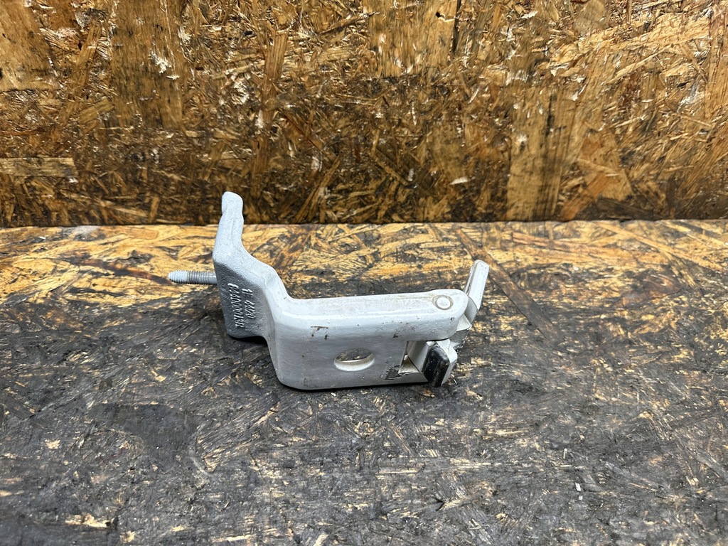 фото №1, Петля двері задня master iii iv 844000013r