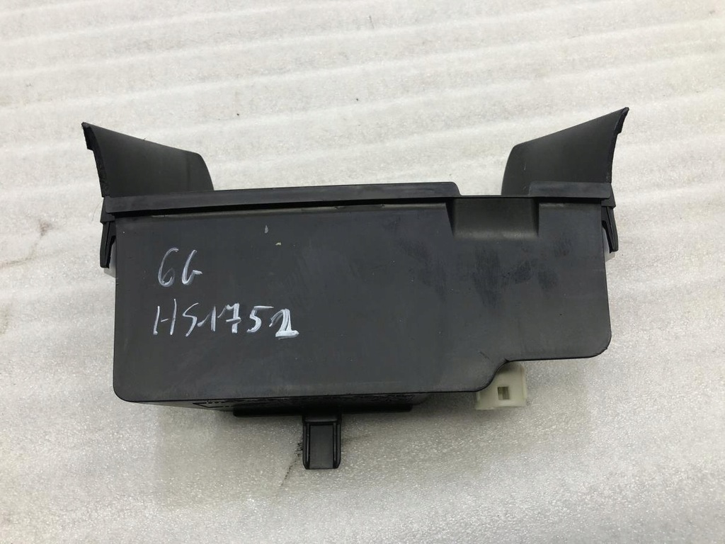 фото №6, Бардачок средний ghp964361 mazda 6 iii gj