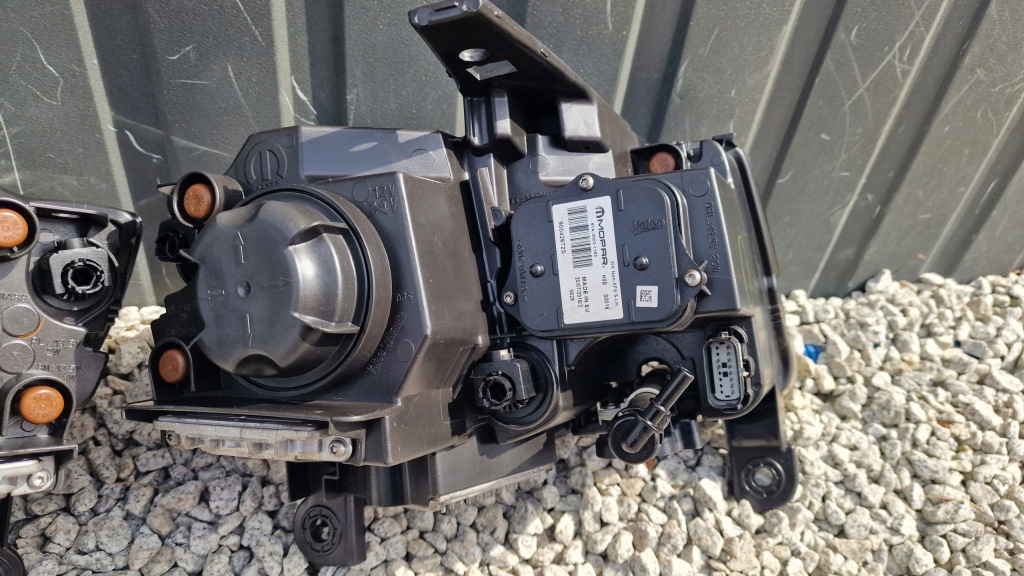 Jeep grand cherokee wk2 2016 2017 2018 2019 20 фара ксенон led европейские Оригинал