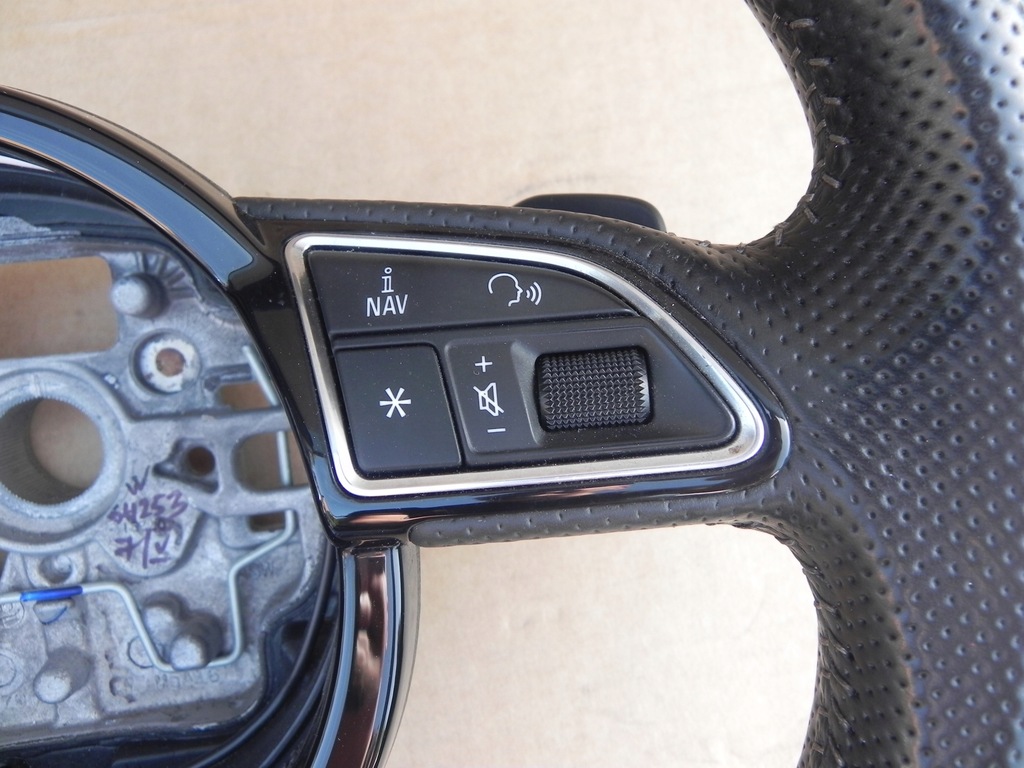 фото №7, Audi a7 c7 s7 s line lift a6 q5 q3 воздуховод кожа idealna