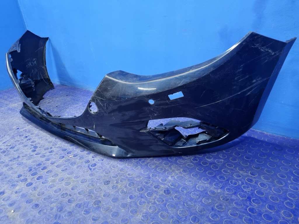 Mazda 3 бампер передний оригинал bjs7-50031 в Украине