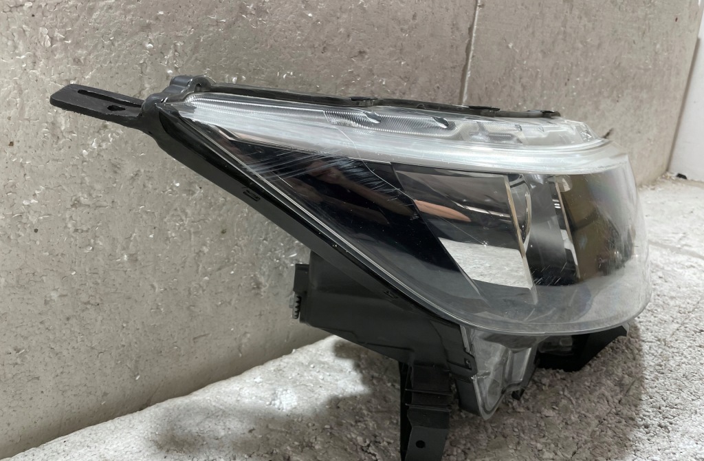 Nissan qashqai 2 2 led фара перед правый  eur оригинал с Разборки